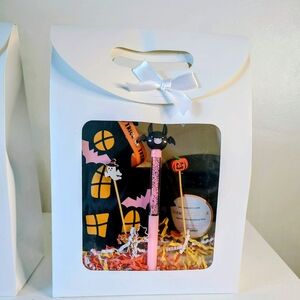 Halloween Set Party Favor Gift Bag with Pink Pen